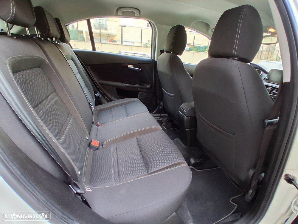 Fiat Tipo 1.3 M-Jet Lounge Tech - 26