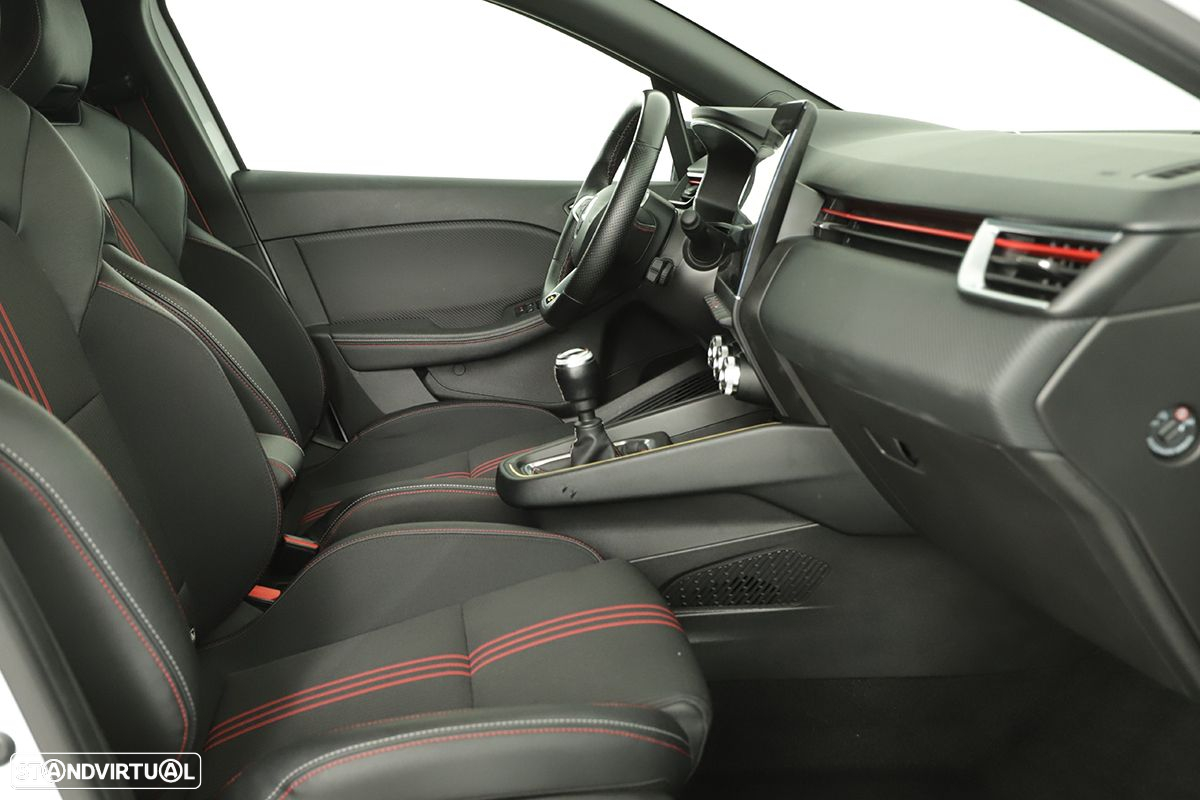 Renault Clio 1.0 TCe RS Line - 23