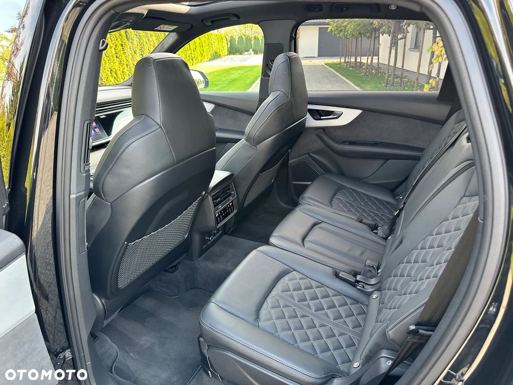 Audi Q7 - 21