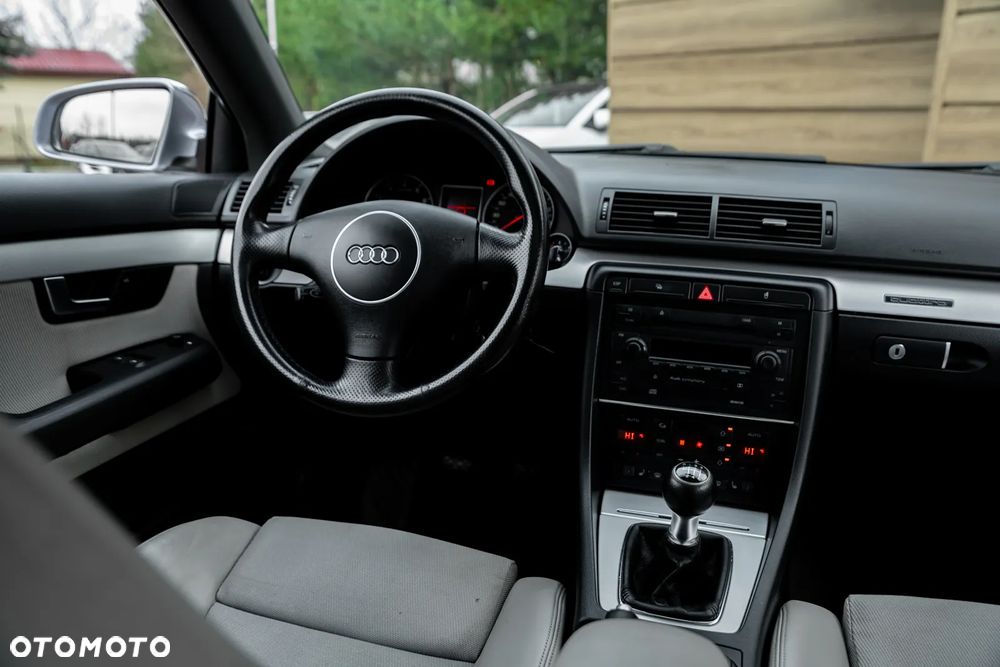 Audi A4 Avant 1.8 T quattro - 29