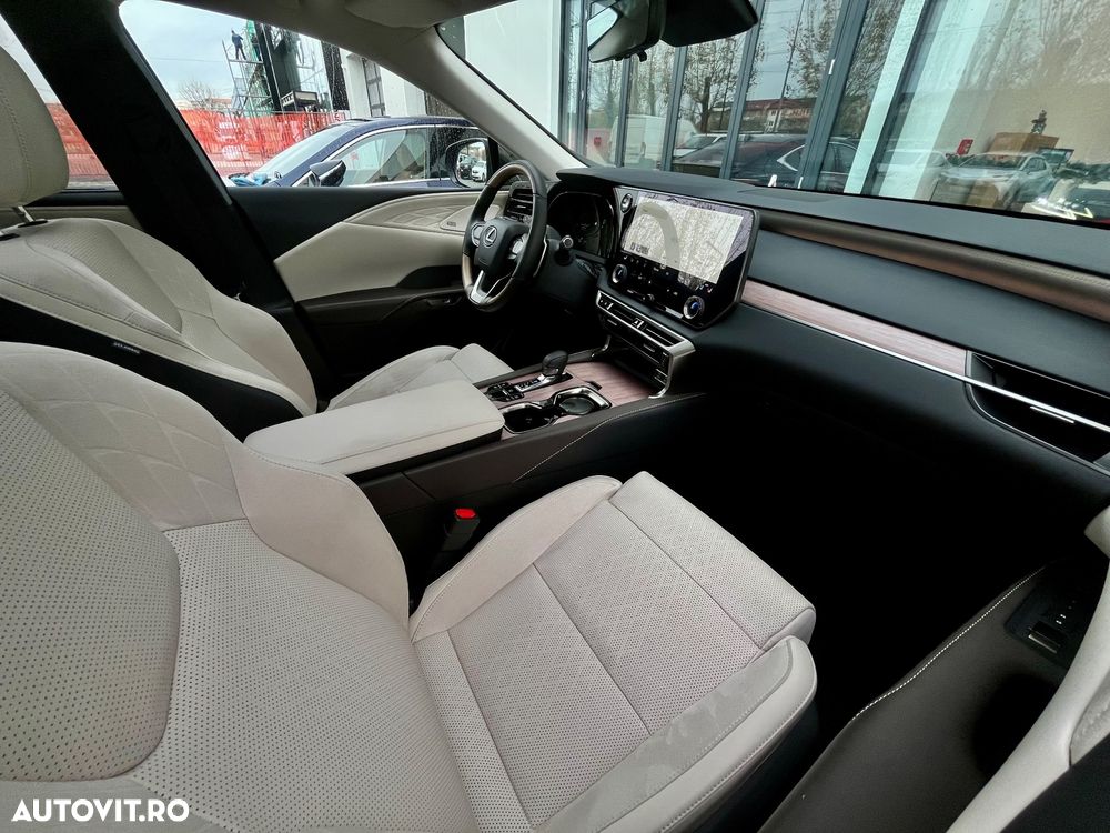 Lexus Seria RX 450h+ E-Four PHEV Luxury - 10