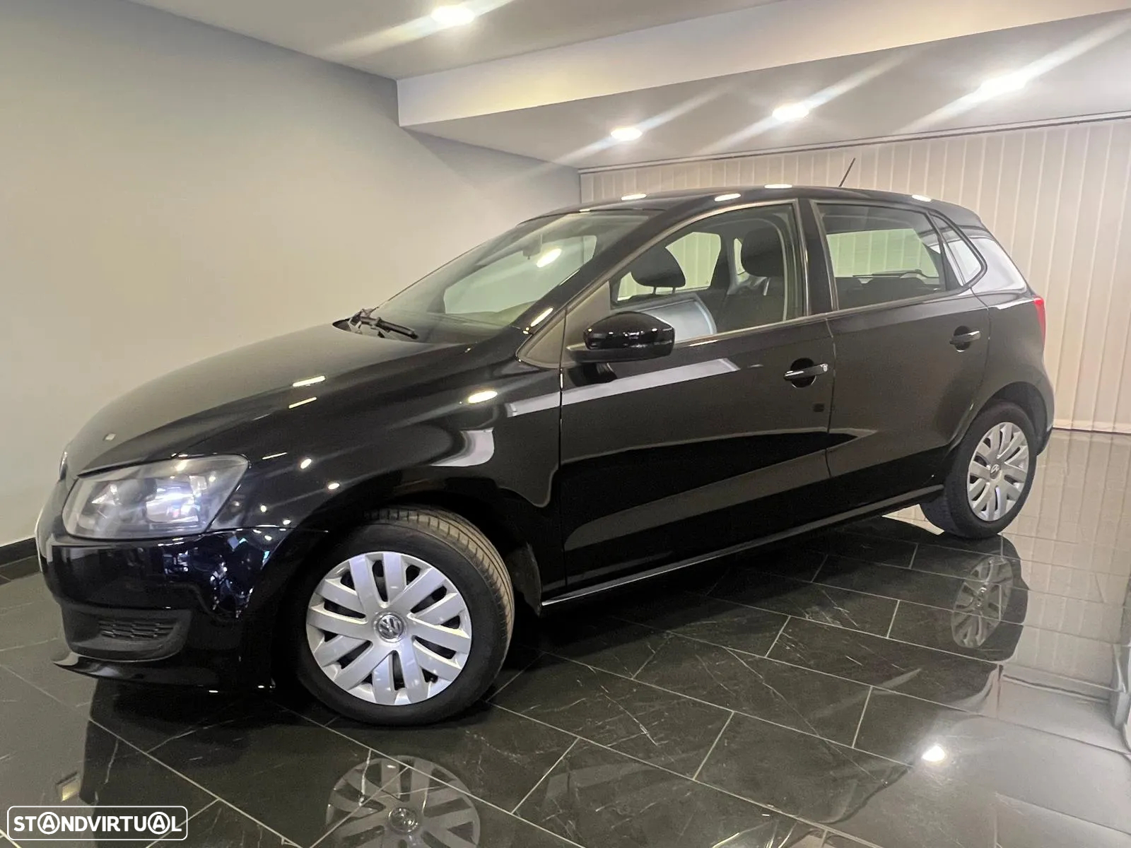 VW Polo 1.6 TDI Trendline BlueMotion - 2