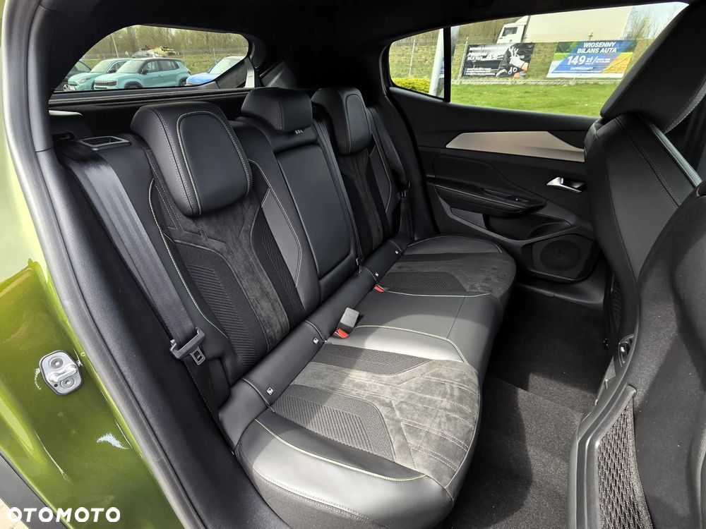 Peugeot 408 1.6 Plug-In Hybrid 225 GT Exclusive e-DCS7 - 18