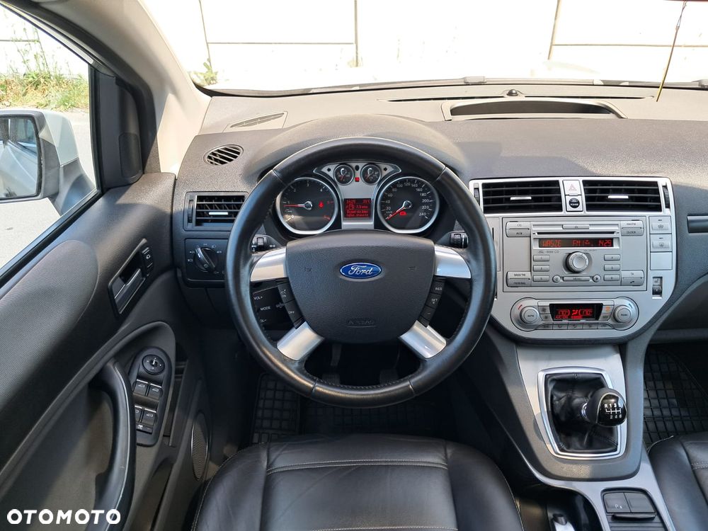 Ford Kuga 2.0 TDCi Titanium - 26