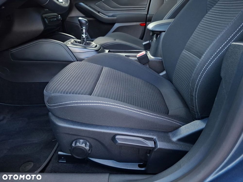 Ford Focus 1.0 EcoBoost mHEV Titanium X - 16