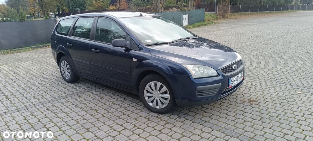 Ford Focus 1.6 TDCi Trend + - 3