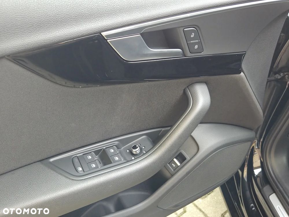 Audi A4 Avant 1.4 TFSI design - 36