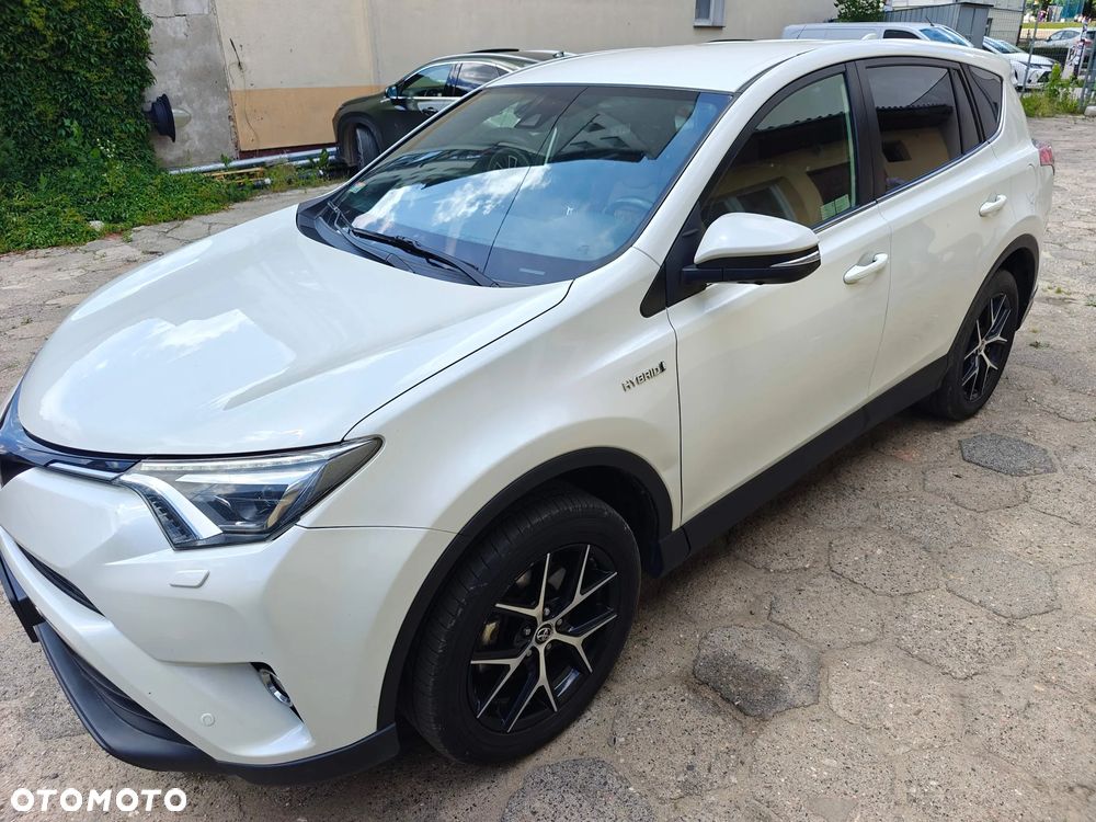 Toyota RAV4 Hybrid Premium 4x4 - 5