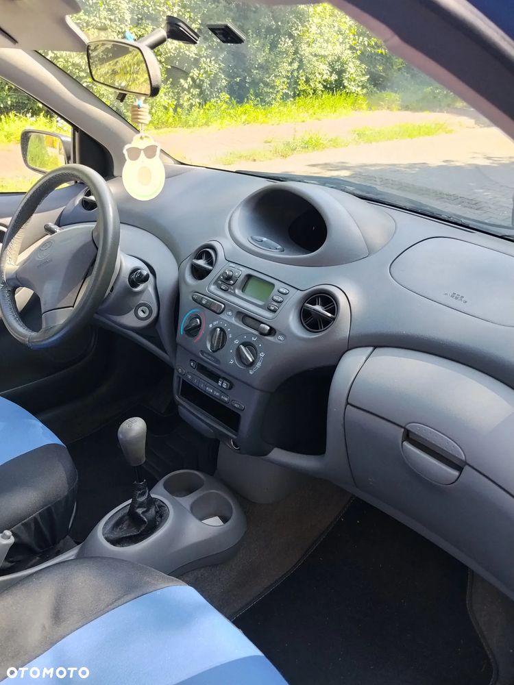 Toyota Yaris 1.4 D-4D Active - 14