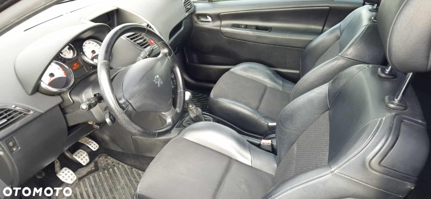 Peugeot 207 - 6