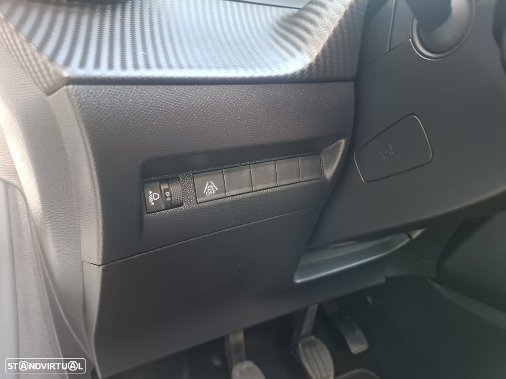 Peugeot 208 PureTech 75 Active - 31