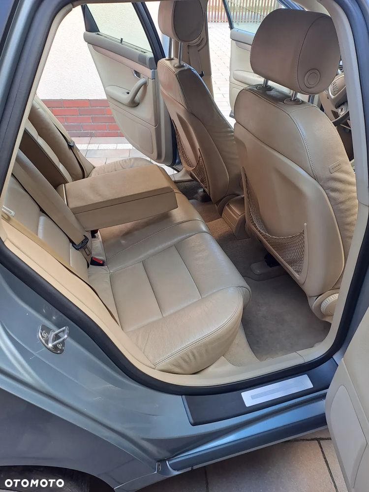 Audi A4 Avant 2.0 TDI multitronic - 4