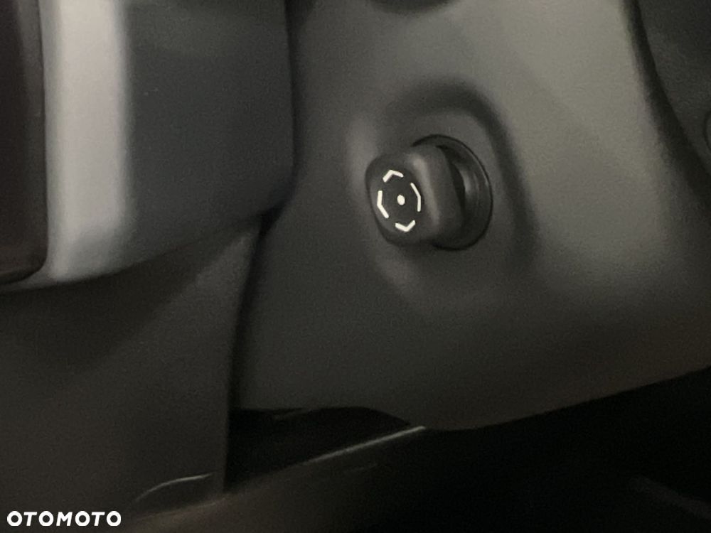 Lexus UX 250h GPF F Sport Design 2WD - 28