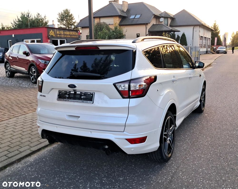 Ford Kuga 2.0 TDCi 4x4 ST-Line - 4