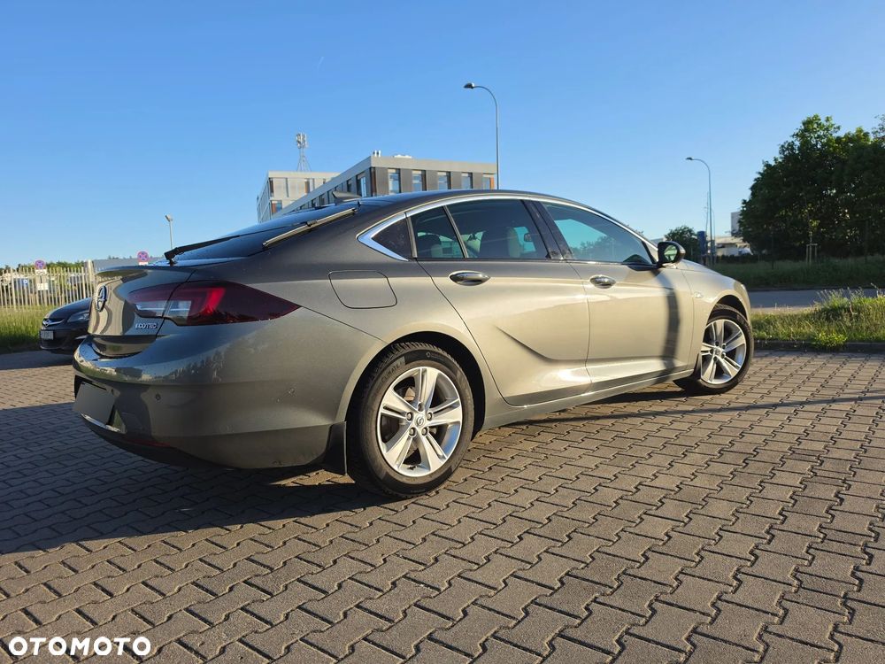 Opel Insignia 1.5 T Elite S&S Eco - 8