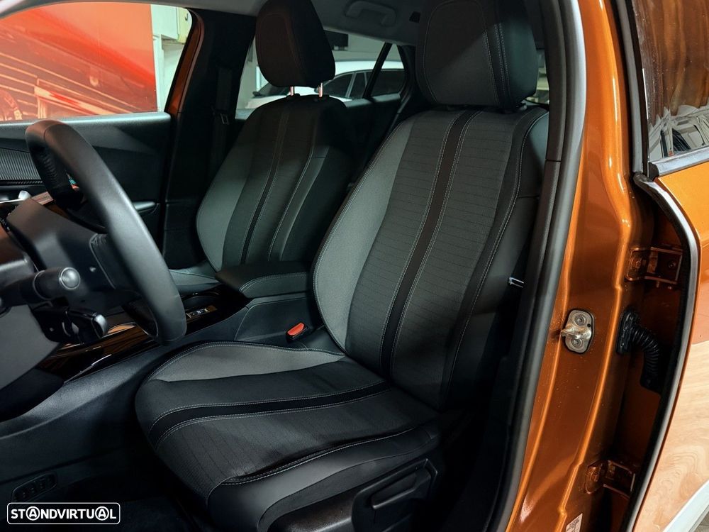 Peugeot e-2008 50 kWh Allure Pack - 6