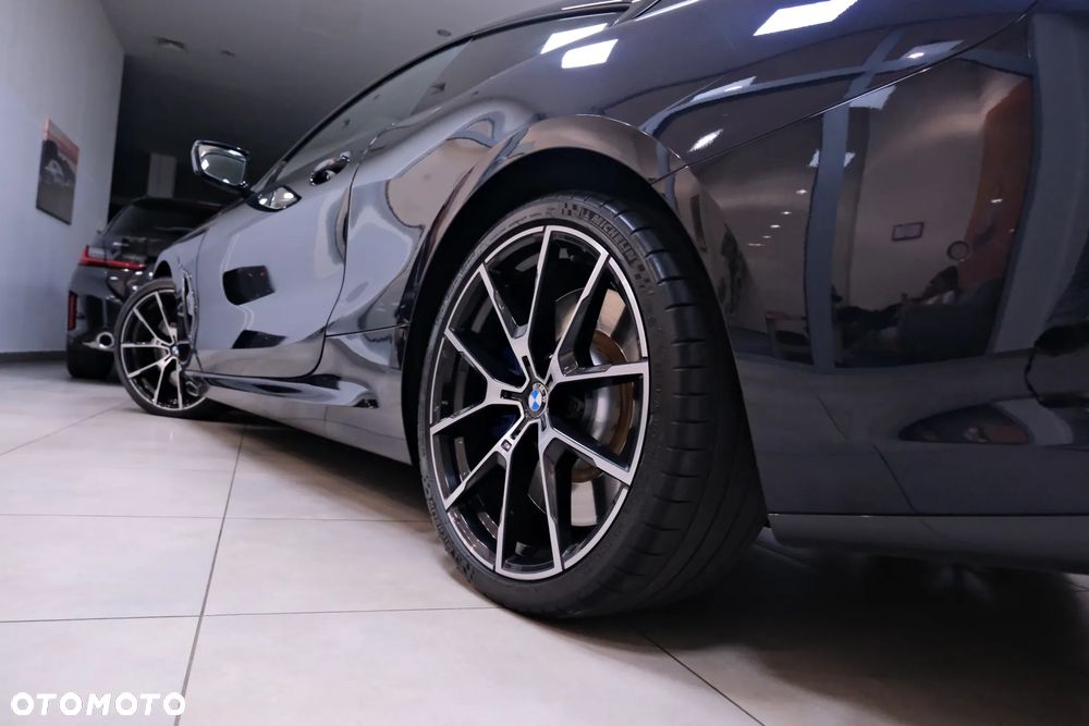 BMW Seria 8 - 20