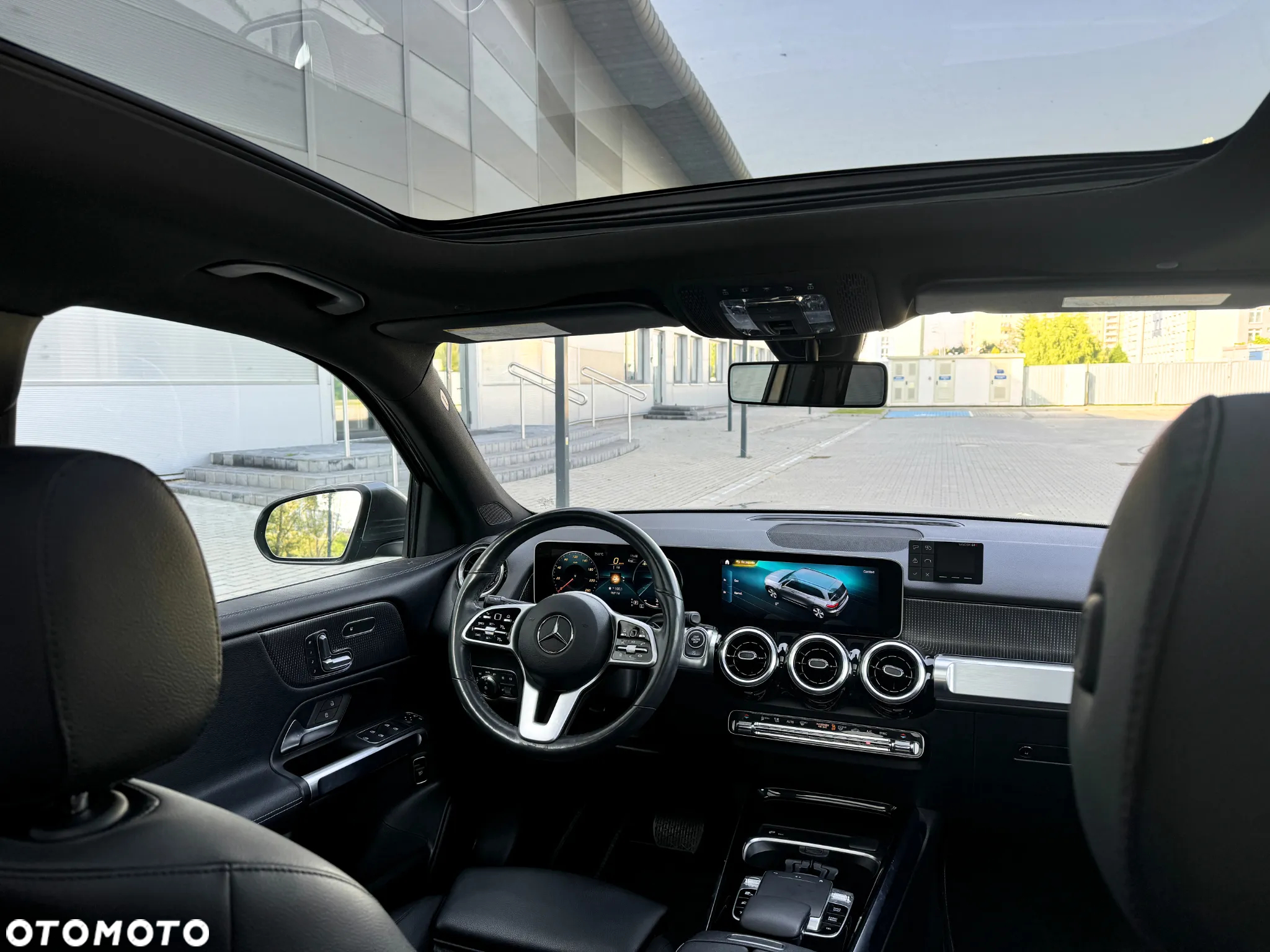 Mercedes-Benz GLB 250 4-Matic 8G-DCT - 9