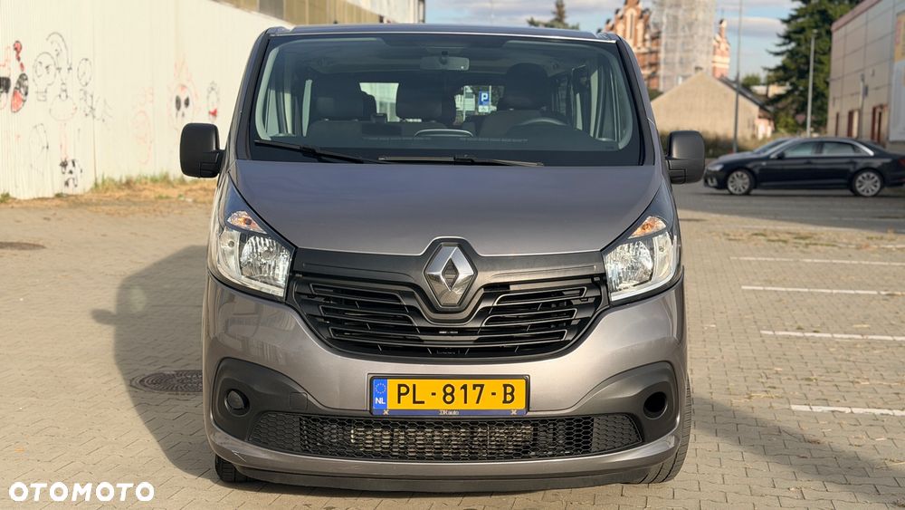 Renault Trafic - 19