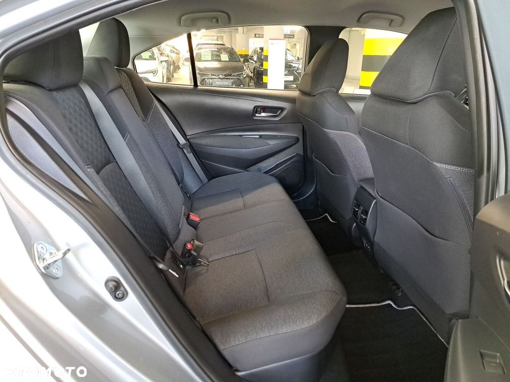 Toyota Corolla 1.8 Hybrid Comfort - 15