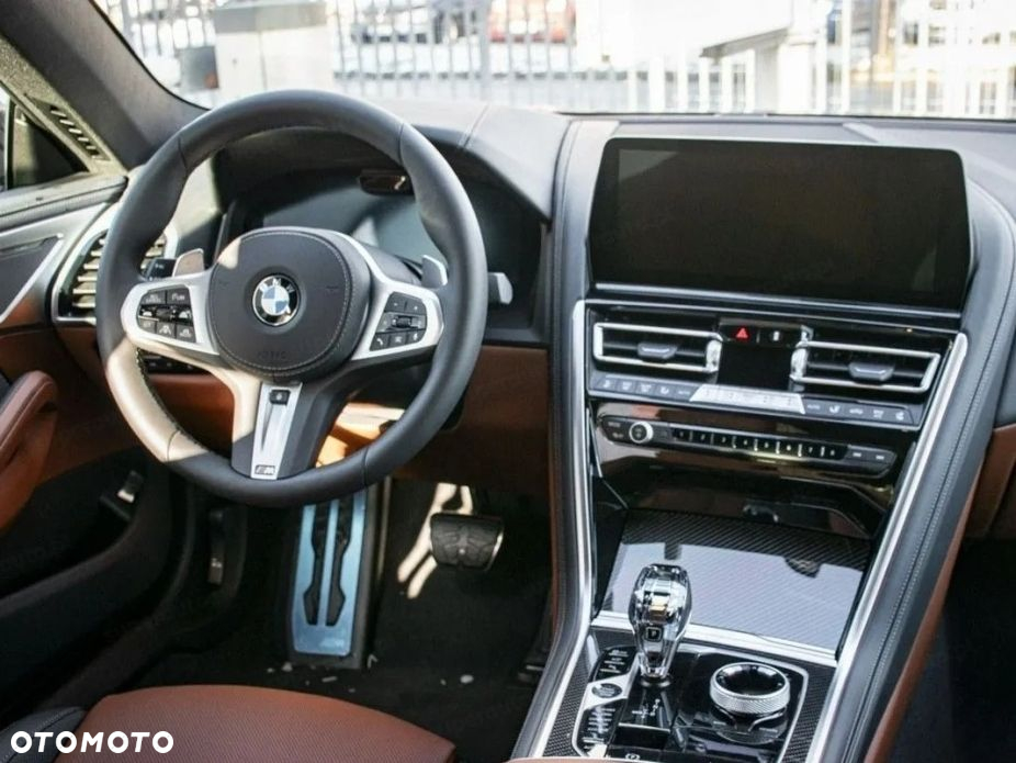 BMW Seria 8 840i xDrive - 9