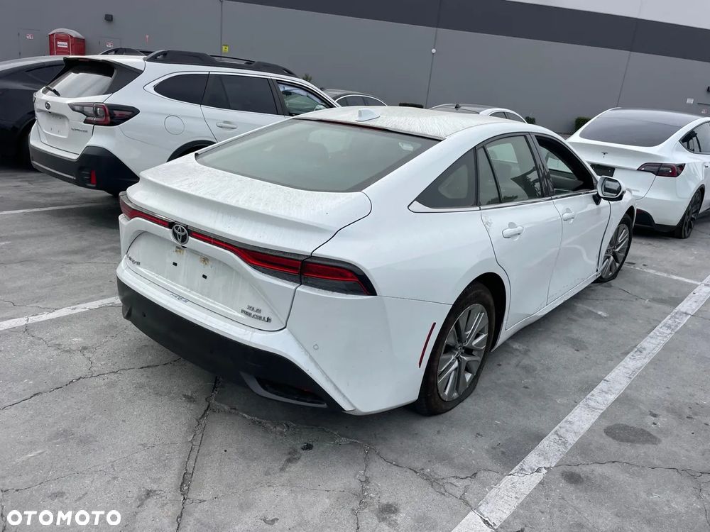 Toyota Mirai - 3
