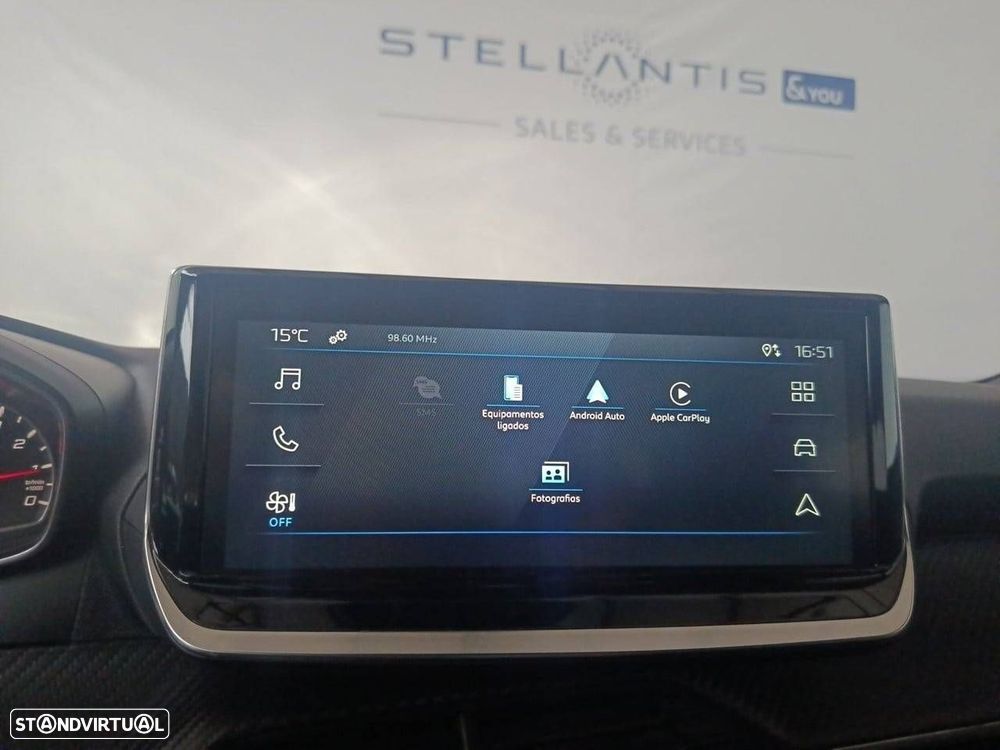 Peugeot 2008 1.2 Style - 22