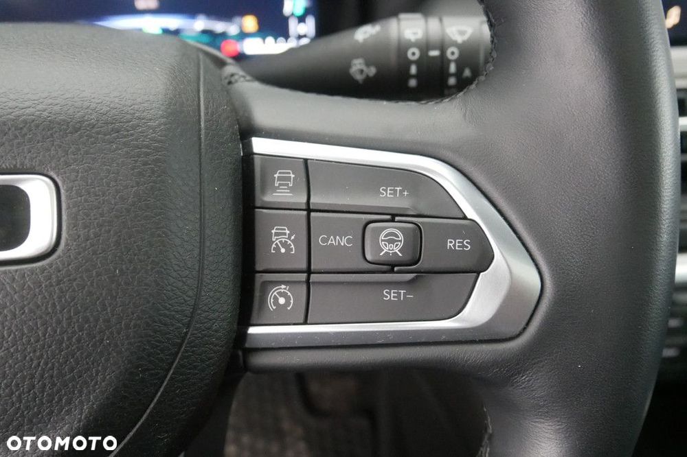 Jeep Compass - 36
