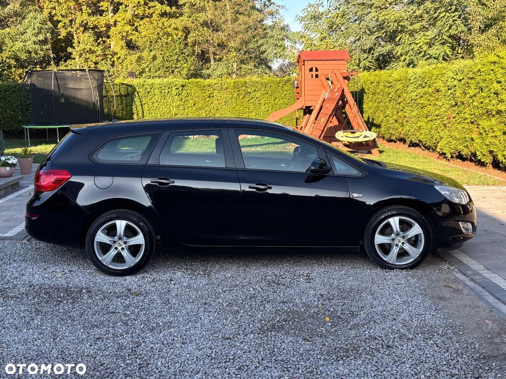 Opel Astra - 38