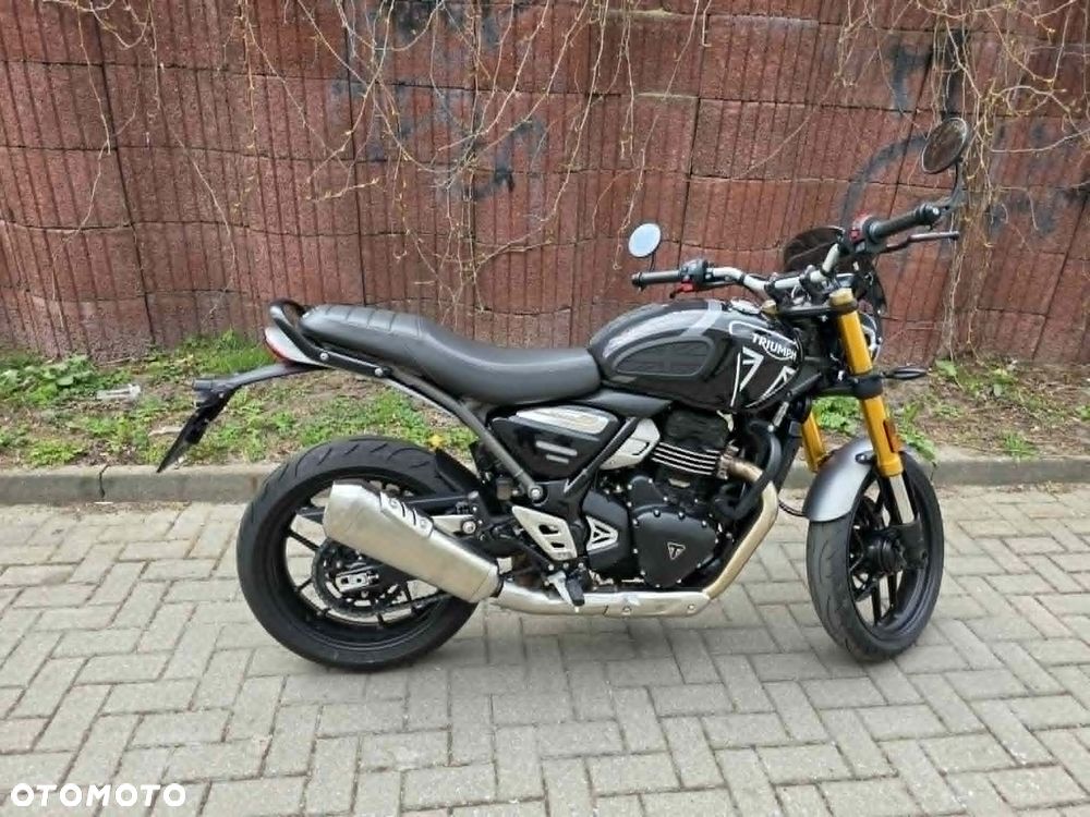Triumph Inny - 4