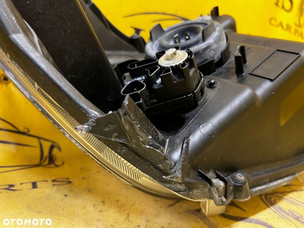 LAMPA REFLEKTOR PRZÓD PRZEDNIA LEWY LEWA TOYOTA HILUX VIII 2020 - 14