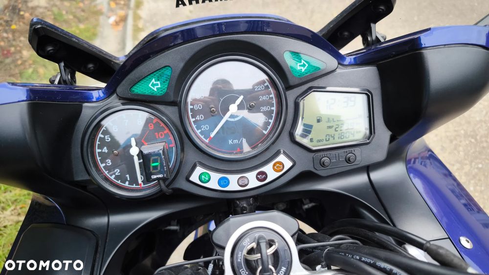 Yamaha FJR - 11
