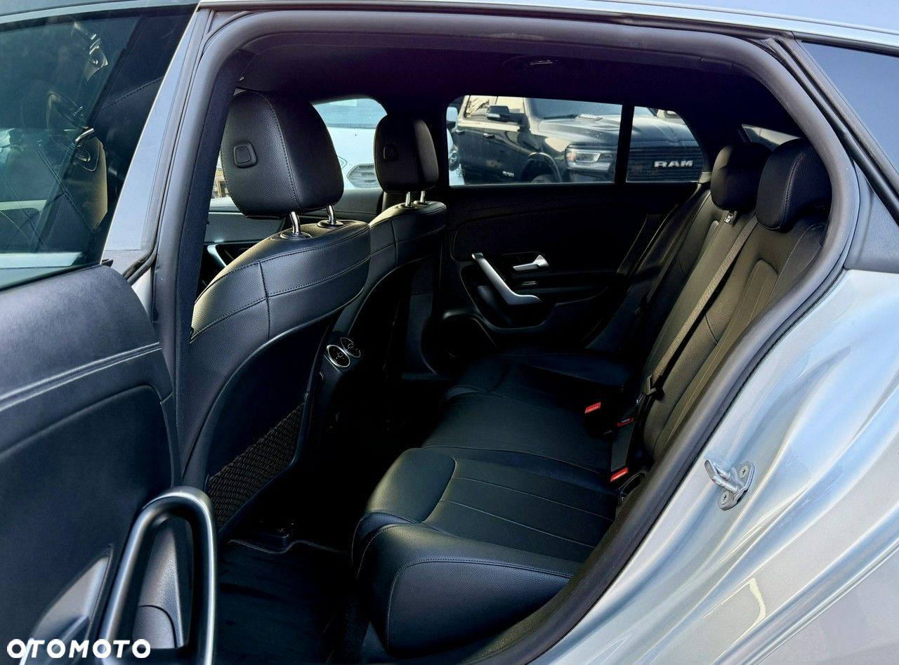 Mercedes-Benz CLA 200 d Shooting Brake 8G-DCT Edition 2021 - 10