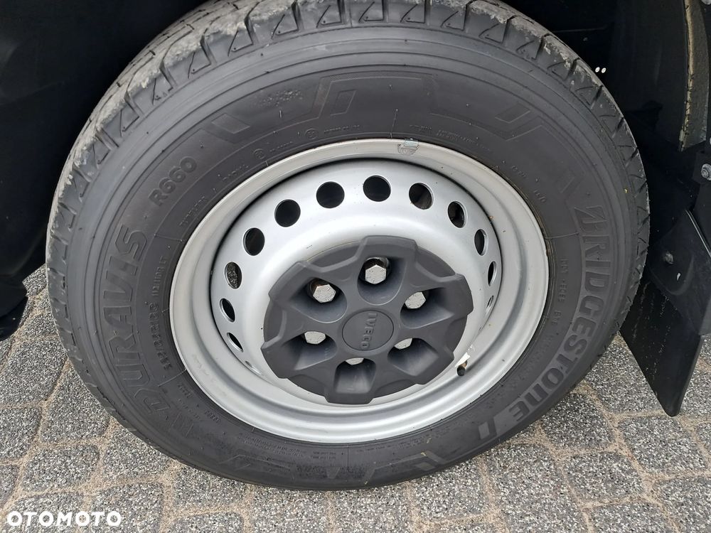 Iveco Daily 35S18 Kontener 5m  Izotermiczny 5m Salon Polska - 24