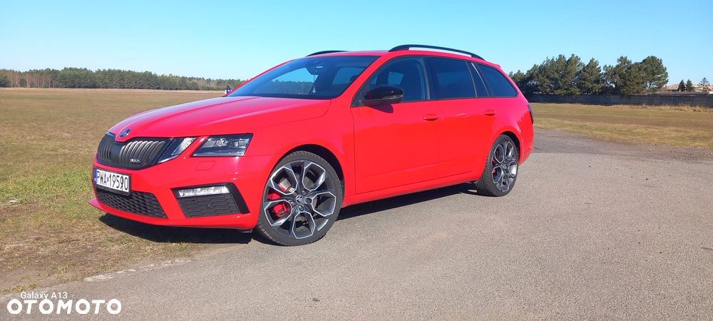 Skoda Octavia 2.0 TDI DSG RS - 11