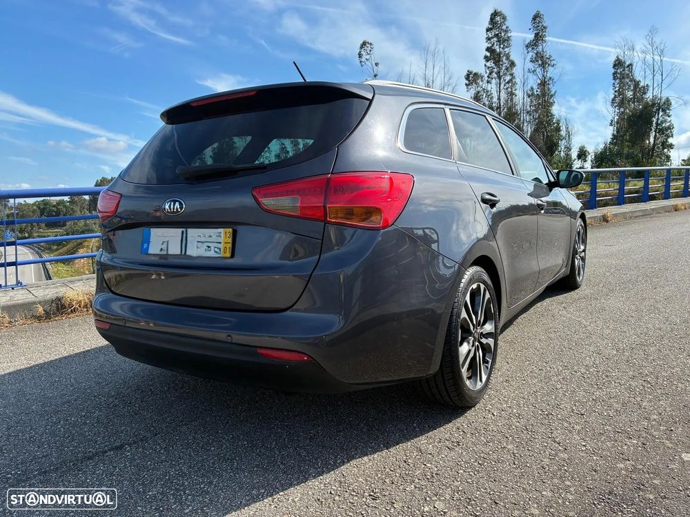 Kia Ceed SW 1.6 CRDi TX - 13