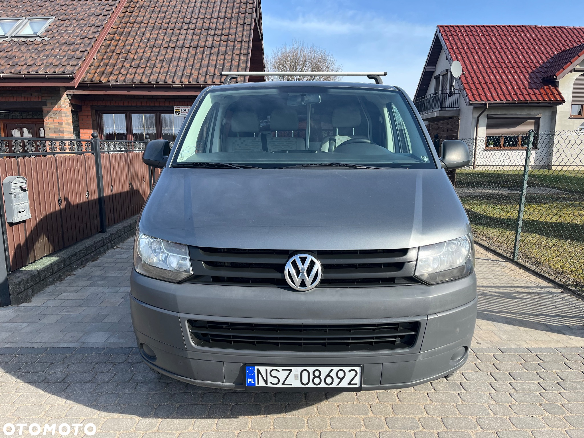 Volkswagen Transporter - 2