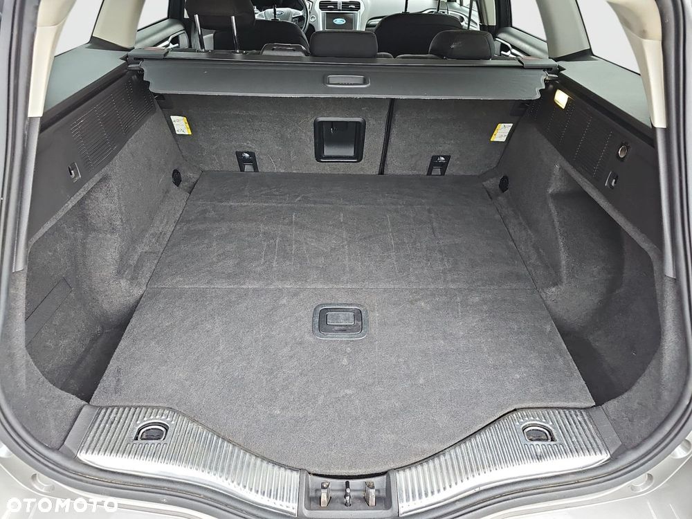 Ford Mondeo - 29