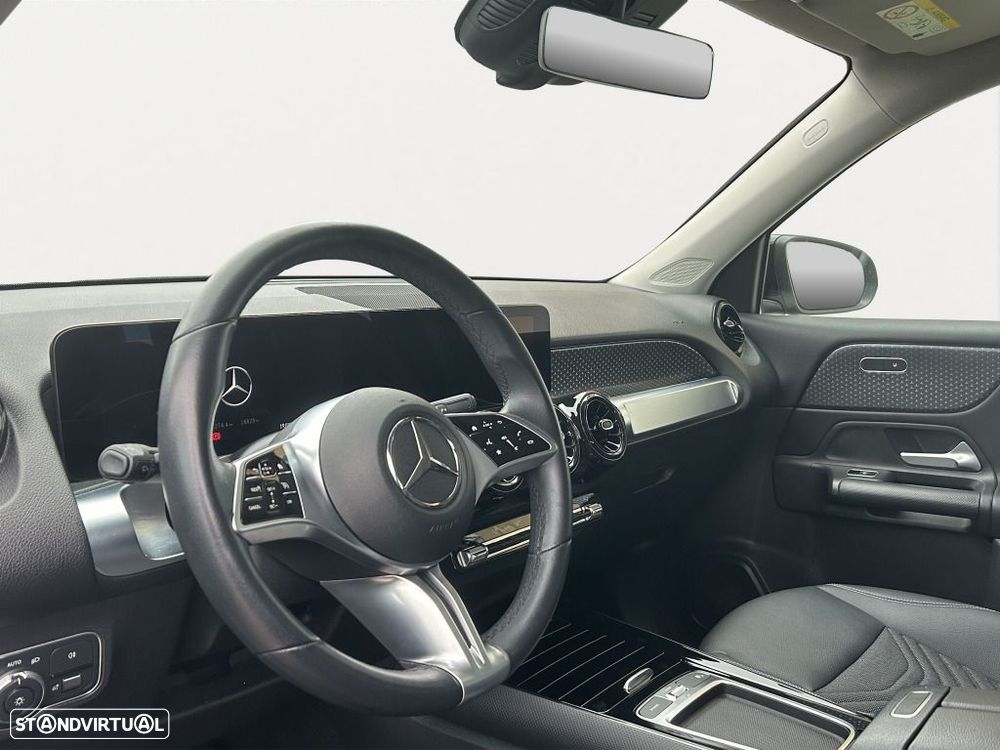 Mercedes-Benz GLB 180 — fotografia 9