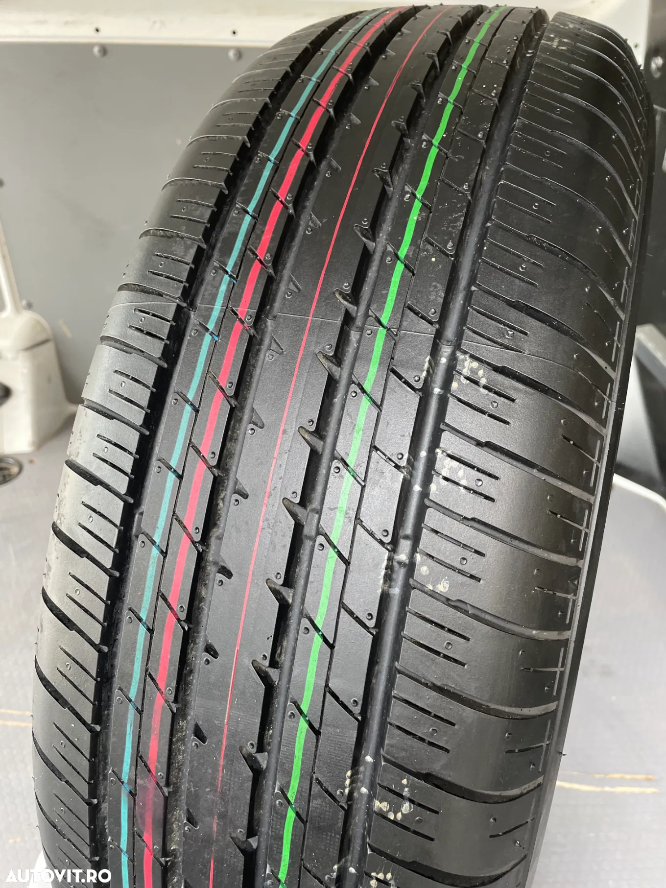 Anvelope noi vara Bridgestone 235/65 R18 DUELER HL33 106V - 2