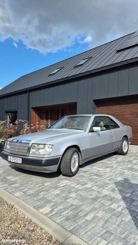 Mercedes-Benz W124 (1984-1993) - 17