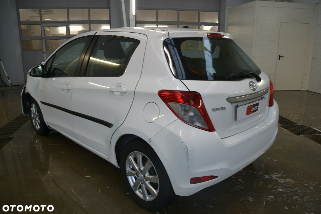 Toyota Yaris - 5