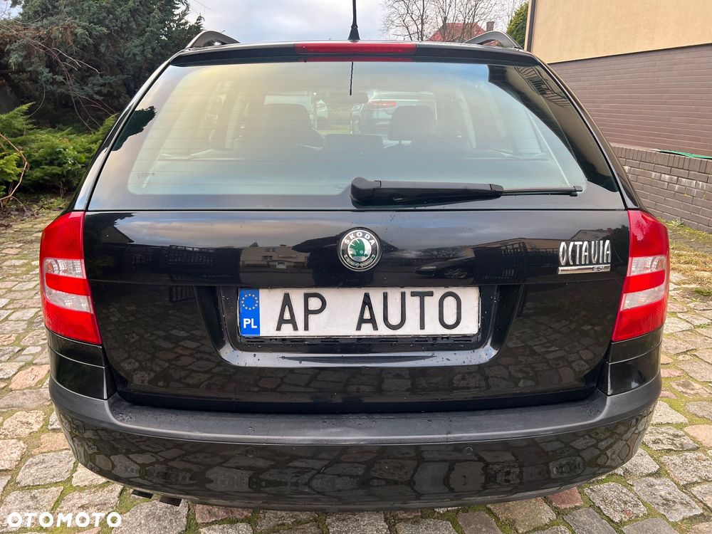 Skoda Octavia 2.0 FSI Automatik Ambiente - 4