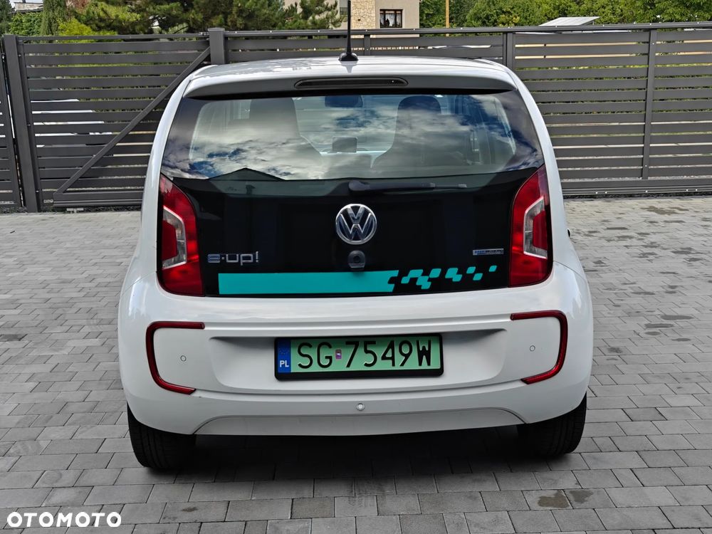 Volkswagen up! e-up - 11
