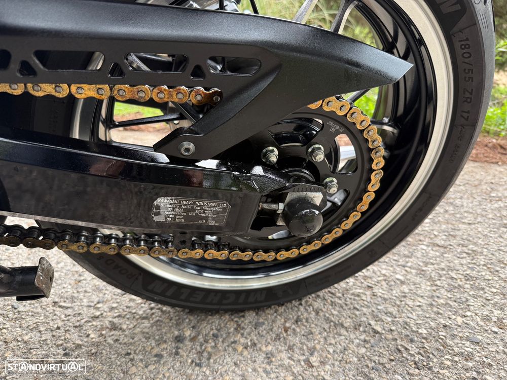 Kawasaki Z 900 RS - 27