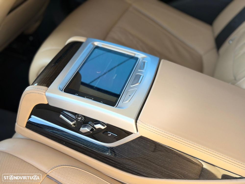 BMW 750 d xDrive Pack M - 49
