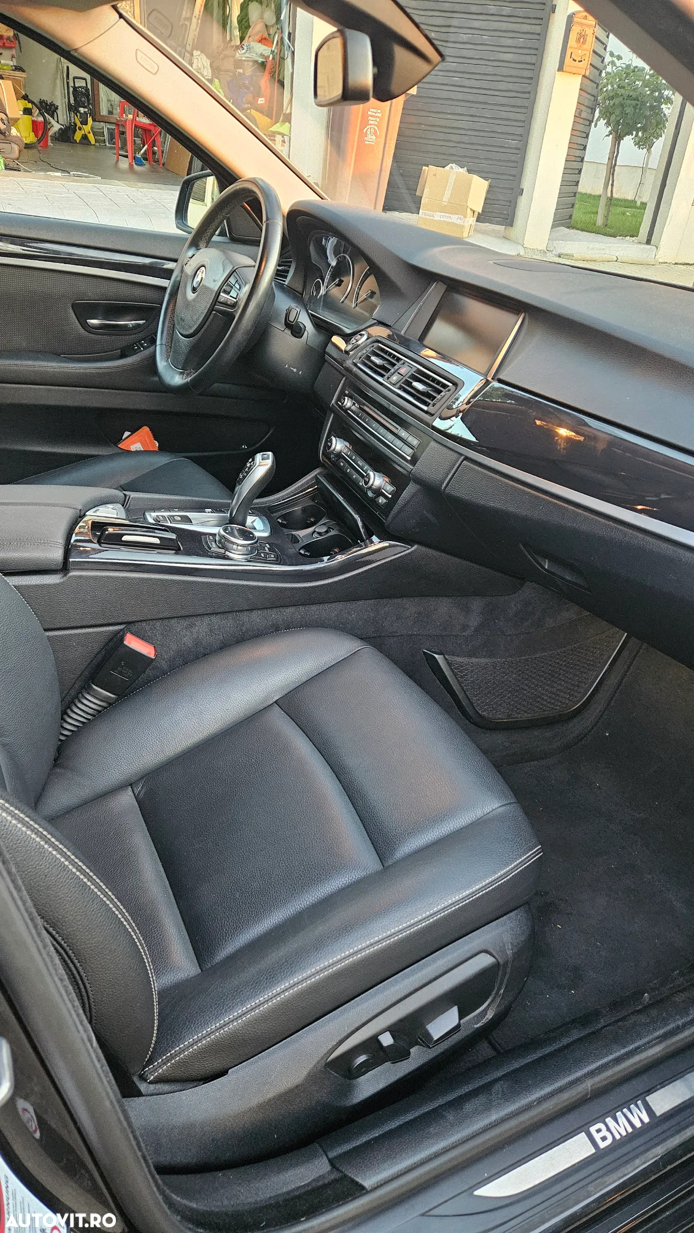 BMW Seria 5 520d xDrive AT - 4