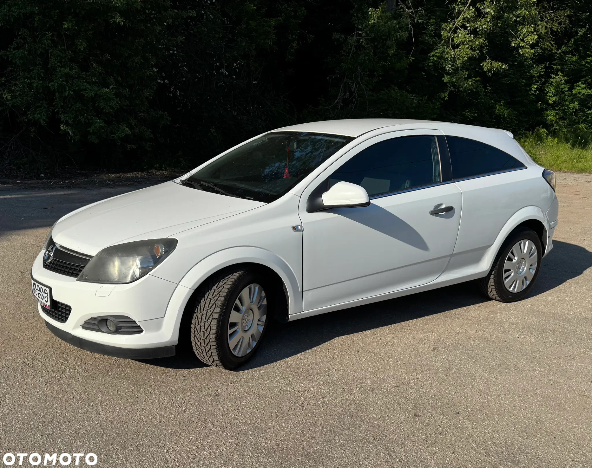 Opel Astra GTC 1.4 - 2