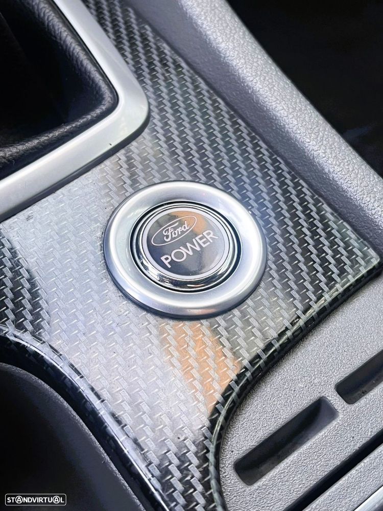 Ford Focus 2.5 T RS - 32