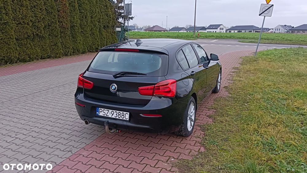 BMW Seria 1 118d Sport Line - 7